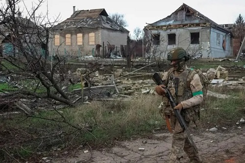 ইউক্রেনের সিভেরস্ক দখলের দাবি করল রাশিয়া